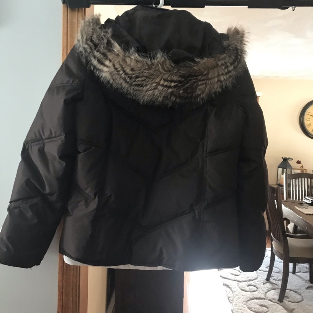 Brown Gap Winter Jacket - Size Medium